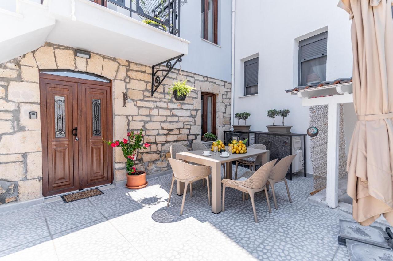 Ikia Katsani Villa Afytos Bagian luar foto